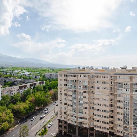 Razmestim в ЖК Шахристан на 15 этаже Алматы Экстерьер фото
